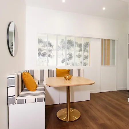 Bel Appartement, Offrant Calme Et Luminosite, Proche Cote Des Basques Biarritz